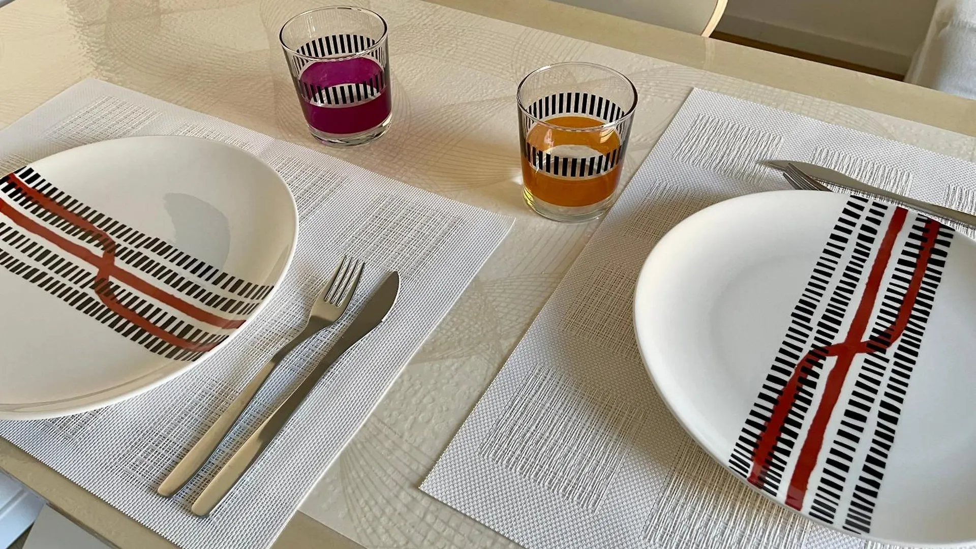 Liberty Apartment In Milan
